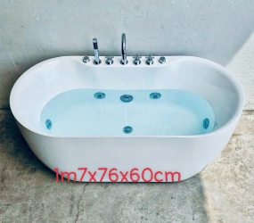 BỒN TẮM OVAL TRỨNG CÓ VÒI VÀ CÓ MASSAGE